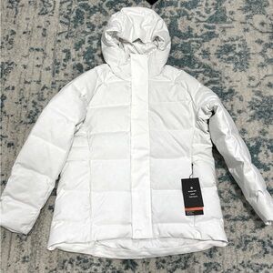 Lululemon puffer coat